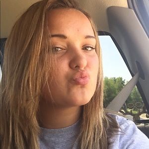 Meet your Posher, Alexus